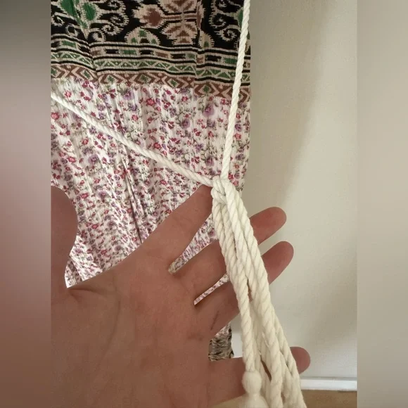 Anthropologie RAGA Ditsy Floral Lightweight Boho Romper Jumpsuit with Tie - Picture 3 of 17